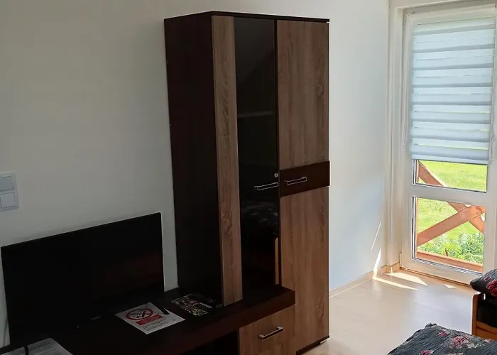 Pod Lipa Apartment *